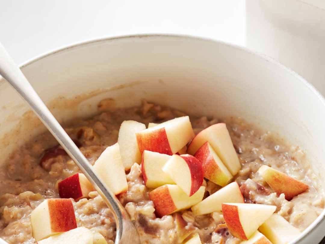 Apple pie spiced porridge