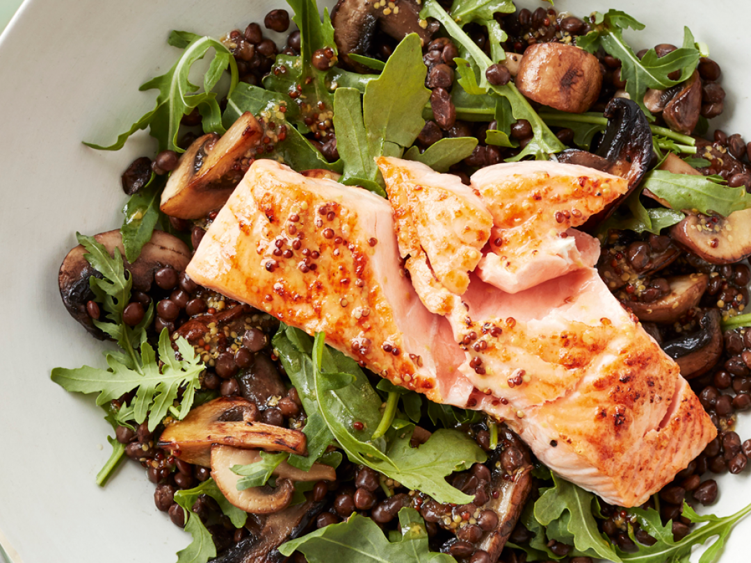 GRILLED SALMON WITH GARLIC MUSHROOM AND LENTIL SALAD