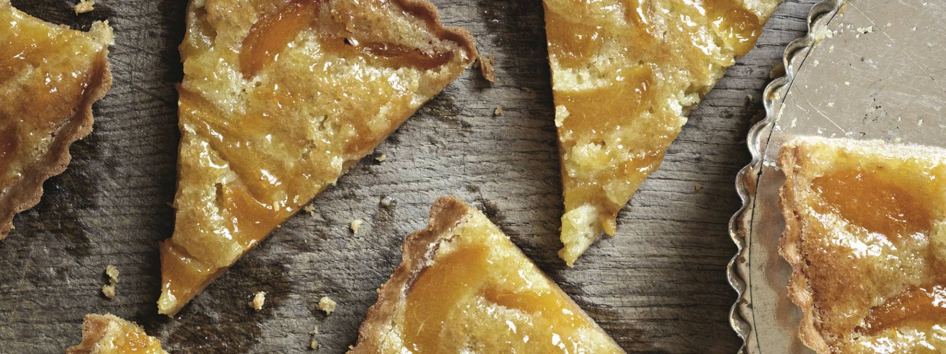 Apricot Almond Tarts 835