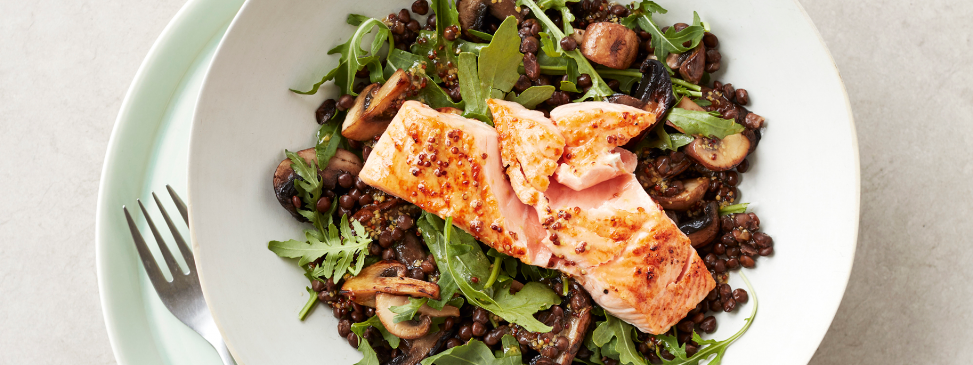 GRILLED SALMON WITH GARLIC MUSHROOM AND LENTIL SALAD